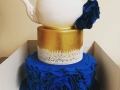 Teapot and ruffles cake