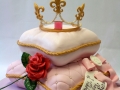 Double-Cushion-and-Tiara-Cake